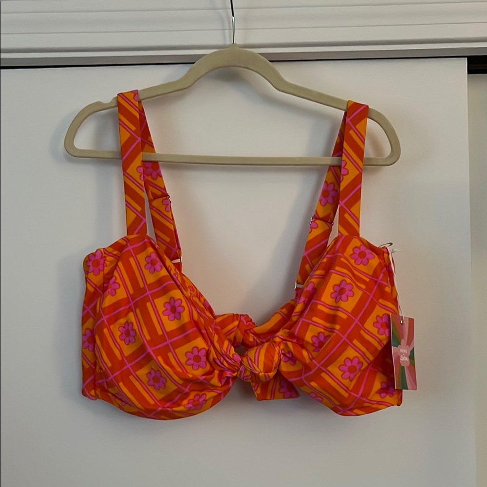 NWT Show Me Your Mumu x Barbie Floral Bikini Top